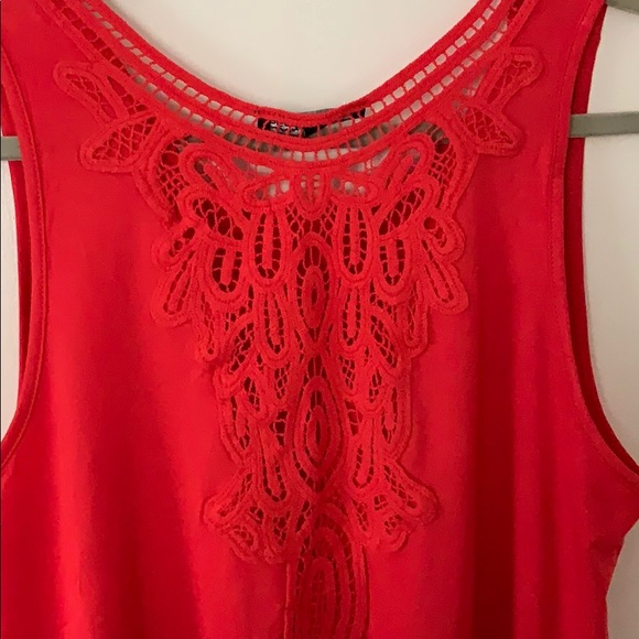 NWOT Lace Back Tank Top - Picture 2 of 4